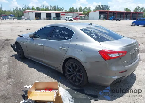 2019 Maserati Ghibli S Q4 Gransport z USA, uszkodzony, nr VIN ZAM57YTS0K1340156